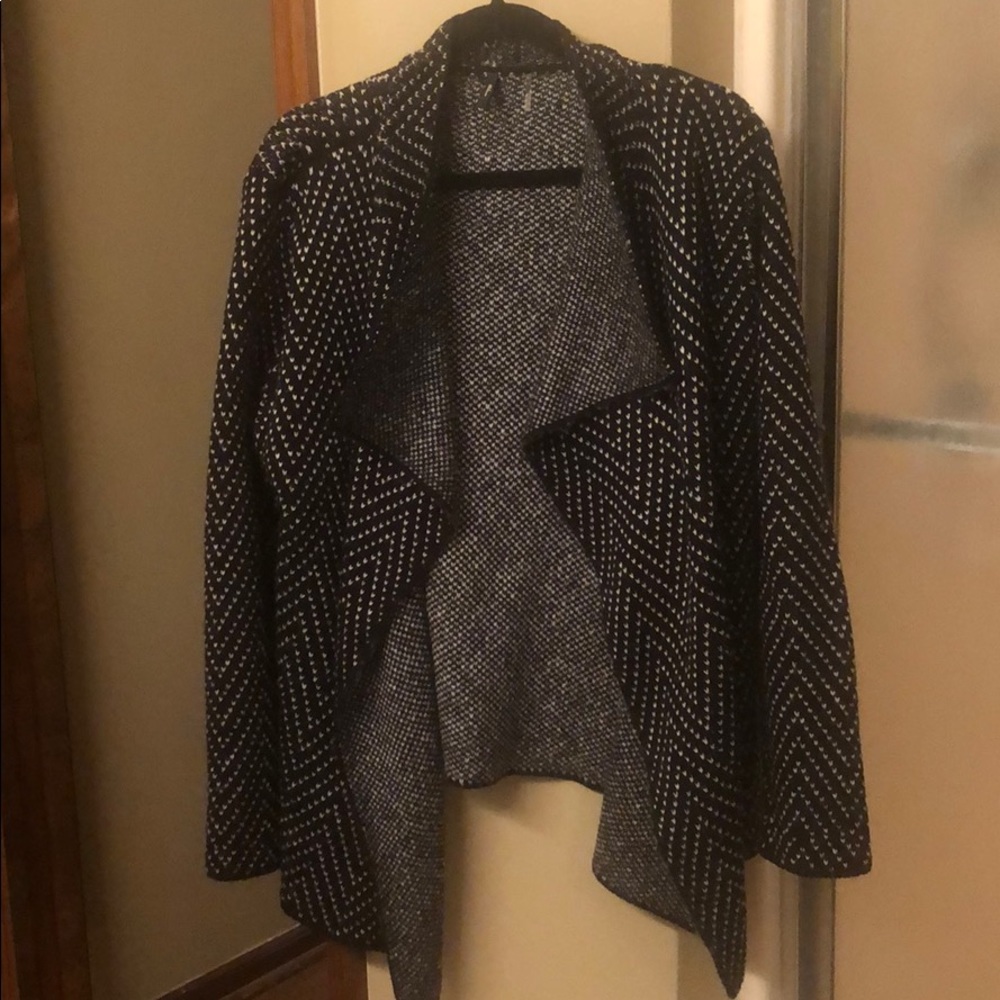 Milano Black Ana White Chevron Sweater